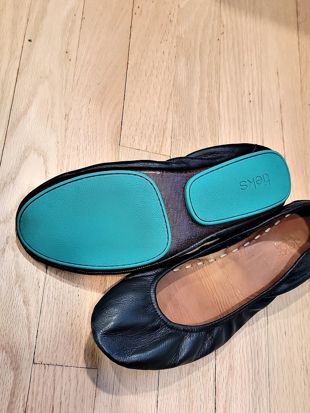 Well Loved Tieks Black Leather Ballet Flats - Picture 2 of 5